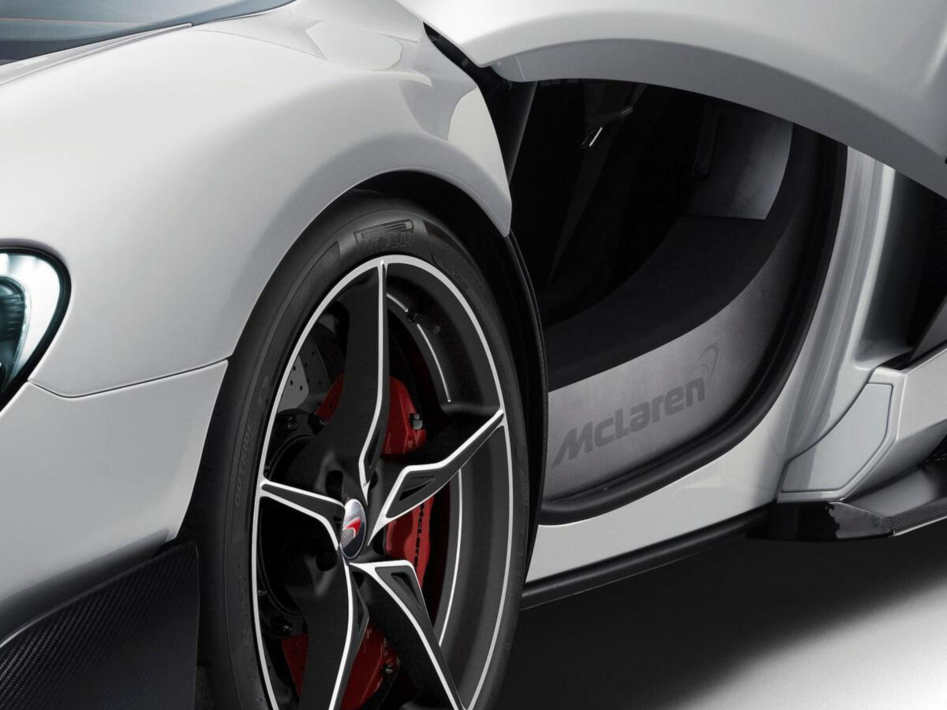 500 Units Limited Mclaren Exclusive Box Pma 1/43 675Lt